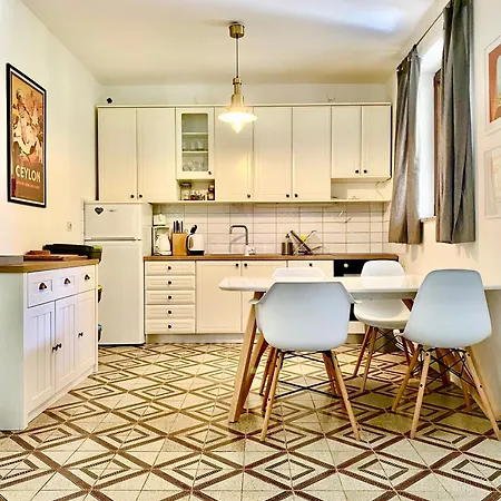Olive Groove Apartament *
